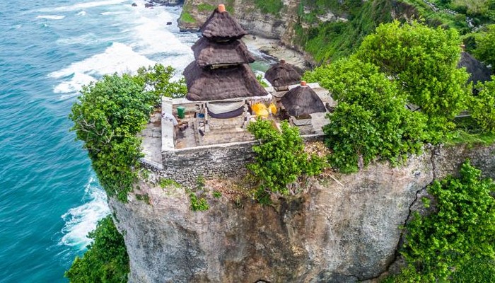 Pura Uluwatu, Tempat Dimana Tari Kecak Sering Di Tampilkan!