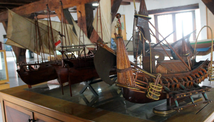 Bangunan Museum Bahari Di Dedikasikan Untuk Maritim Indonesia