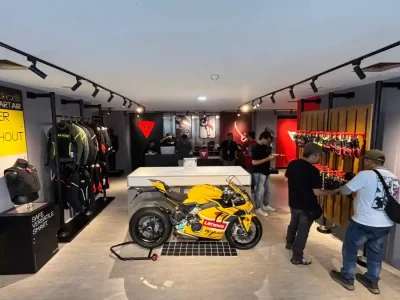 Riding Gear Premium: Dainese Kini Punya Flagship Store