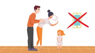 Seorang Ibu Serukan Orang Tua Melarang Ponsel Di Kamar Anak