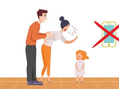 Seorang Ibu Serukan Orang Tua Melarang Ponsel Di Kamar Anak