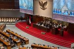 Protes Meluas, Pemerintah Setujui Pemangkasan Fasilitas DPR