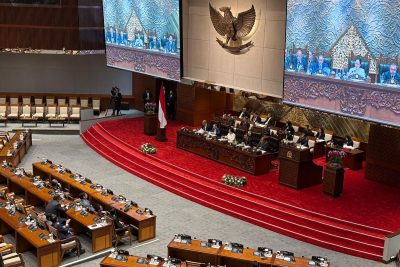 Protes Meluas, Pemerintah Setujui Pemangkasan Fasilitas DPR