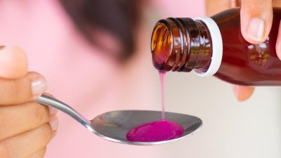 World Health Organization (WHO) Keluarkan Peringatan Global atas Tiga Sirup Batuk Tercemar Terkait Kematian Anak Di India