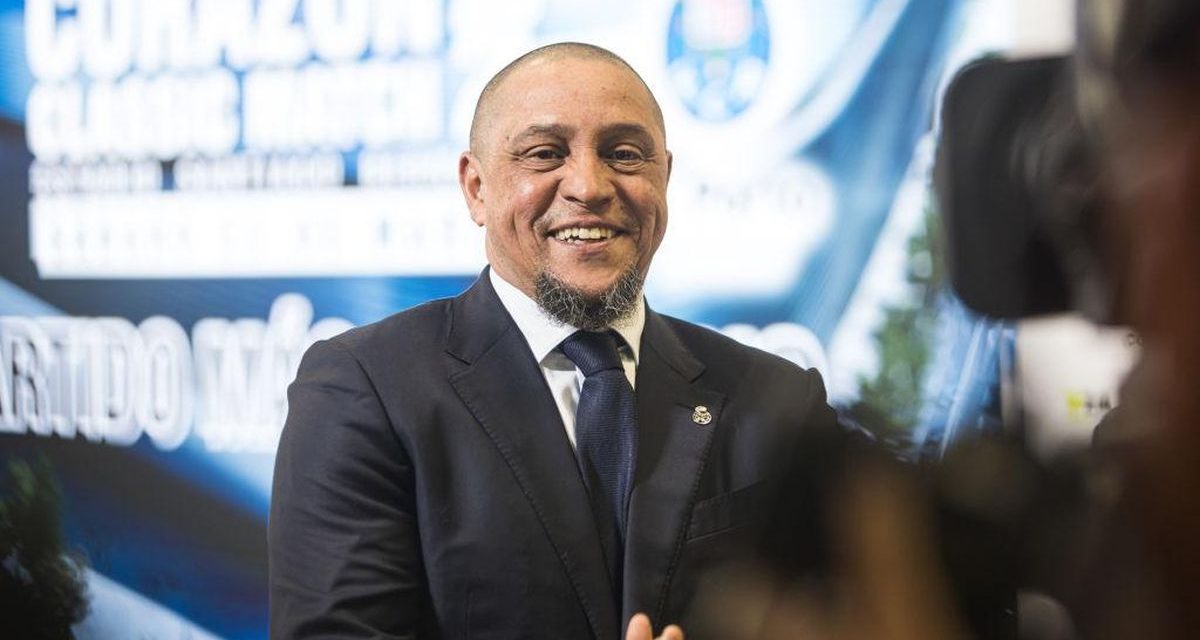 Legenda Brasil Roberto Carlos Jalani Operasi Darurat