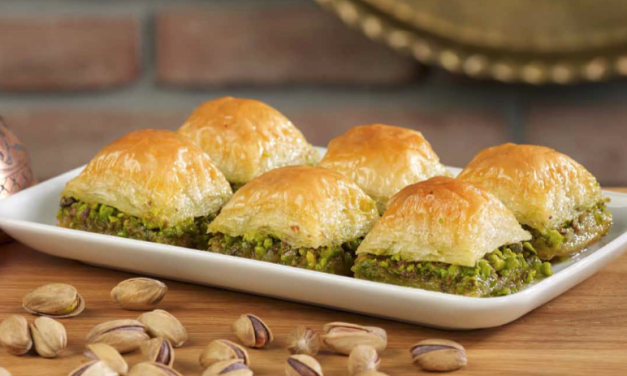 Kuliner Baklava Makanan Penutup Khas Timur Tengah