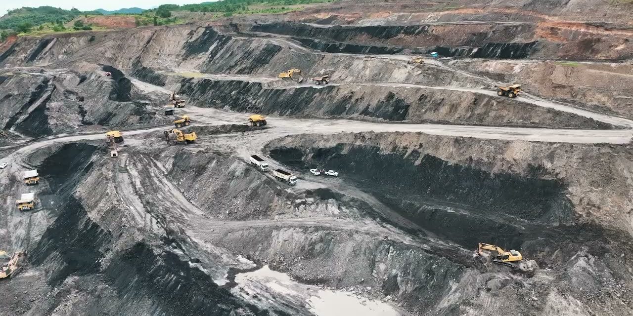 PT Baramulti Suksessarana Bergerak Di Pertambangan Batubara