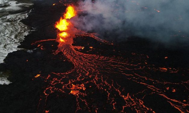 Aliran Magma Gunung Islandia Pecahkan Rekor