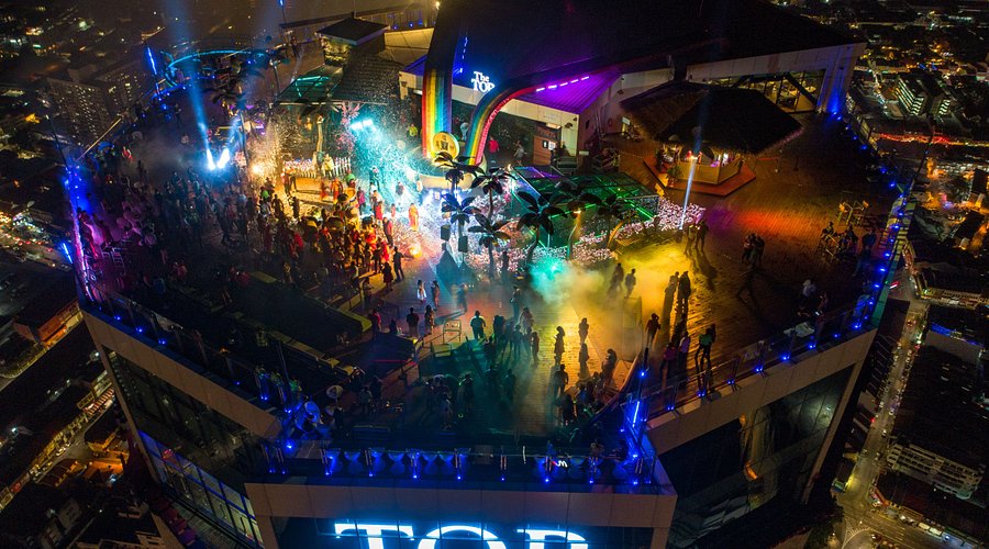 Destinasi Wisata Penang Di Malam Hari, Cantik!