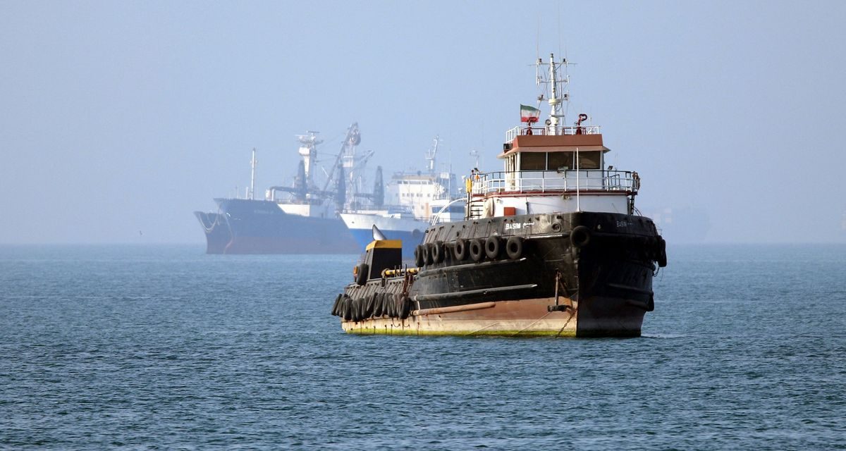 Kapal Dagang dan Tanker Mulai Melintas Lagi di Selat Hormuz