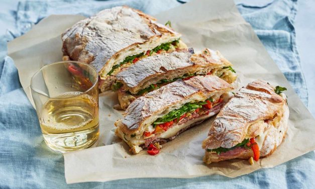 Makanan Panini Sandwich Tradisional Asal Italia Yang Populer