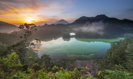 Telaga Warna Memiliki Misteri Dan Mitos Dieng Masih Di Percayai