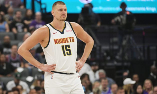 Nikola Jokić Meskipun Memiliki Badan Yang Tinggi Namun Lincah