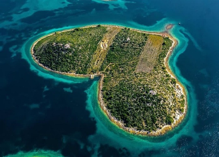 Pulau Berbentuk Hati Di Kroasia, Pulau Galesnjak