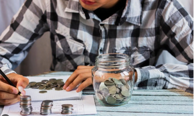 Perbedaan Antara Hidup Minimalis Dan Pelit